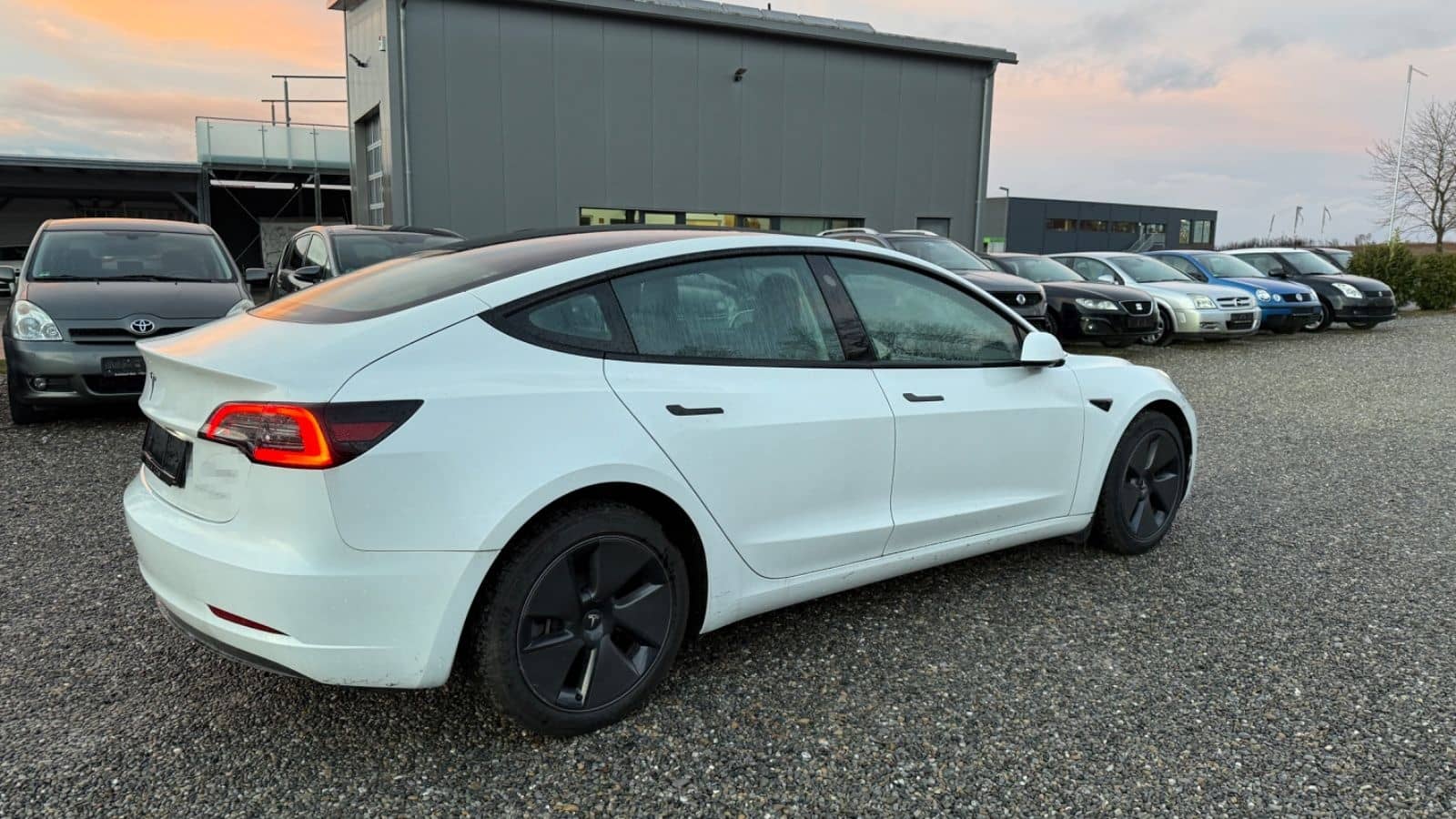 Tesla Model 3 Long Range Dual AWD foto 3
