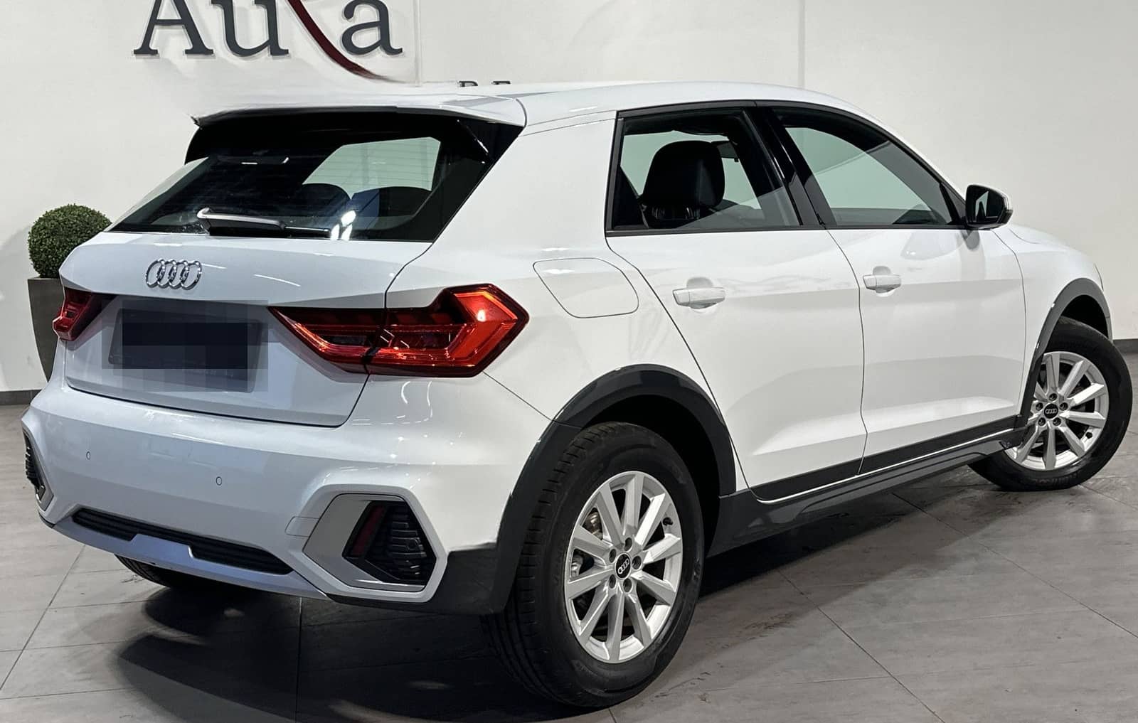 Audi A1 30 TFSI City Carver S-Line NAV+LED+V-COCKPIT foto 4