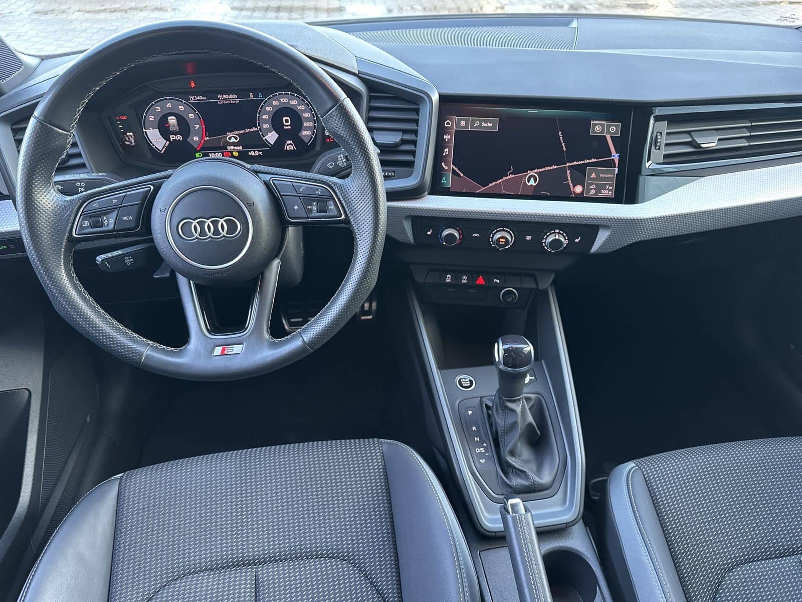 Audi A1 30 TFSI City Carver S-Line NAV+LED+V-COCKPIT foto 10