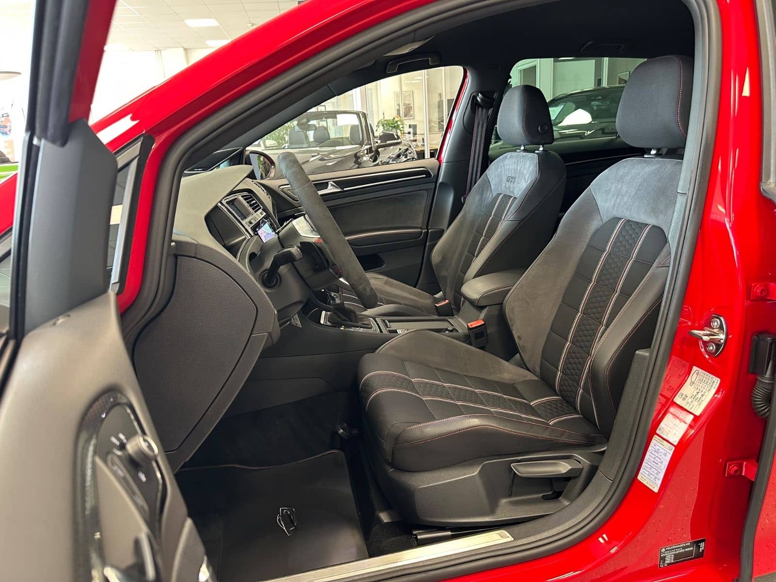 Volkswagen Golf VII GTI Clubsport|1HD|APR 346PS|H&R|BullX foto 19