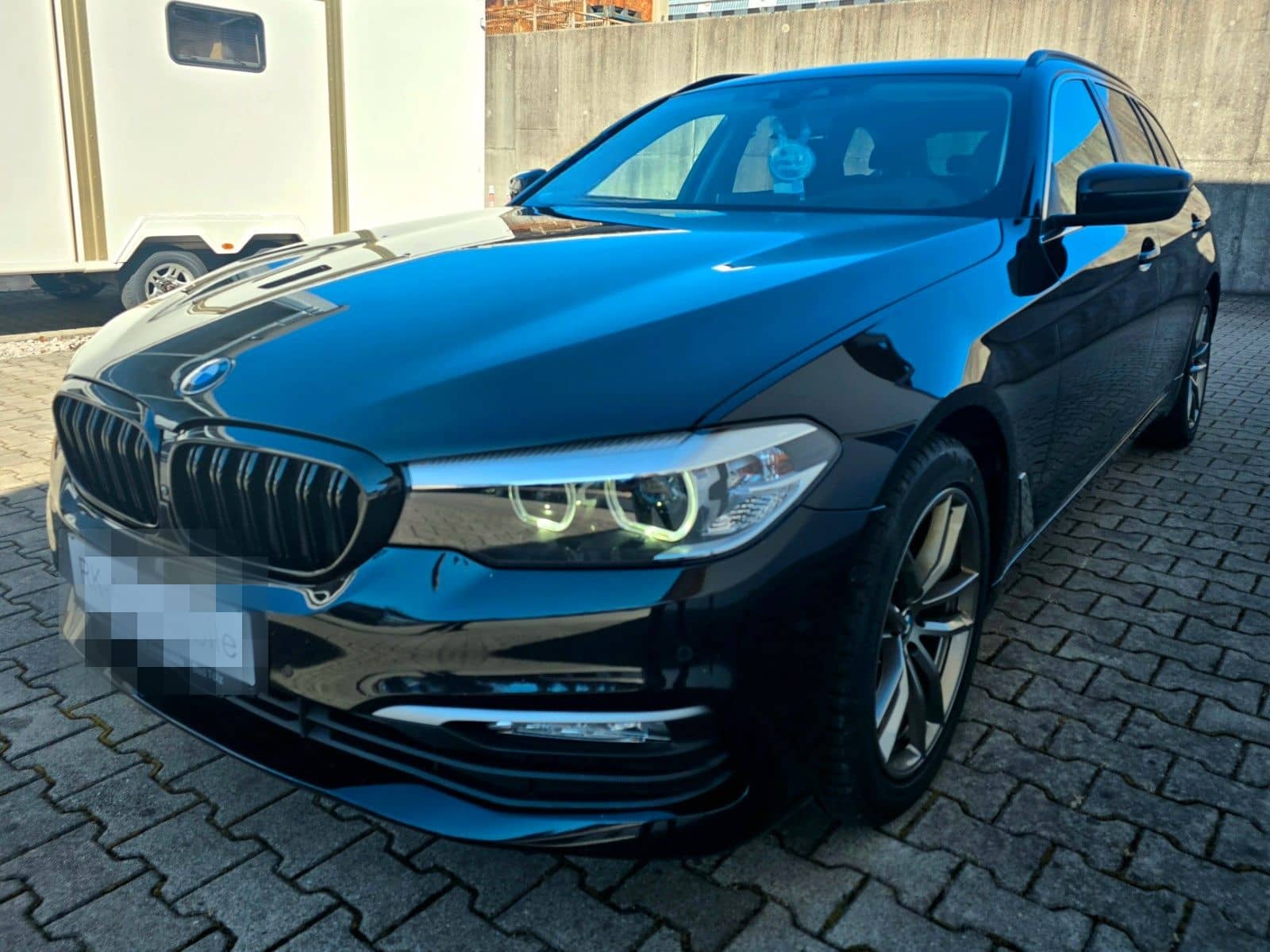 BMW 520 X-drive Touring 520 d xDrive foto 1
