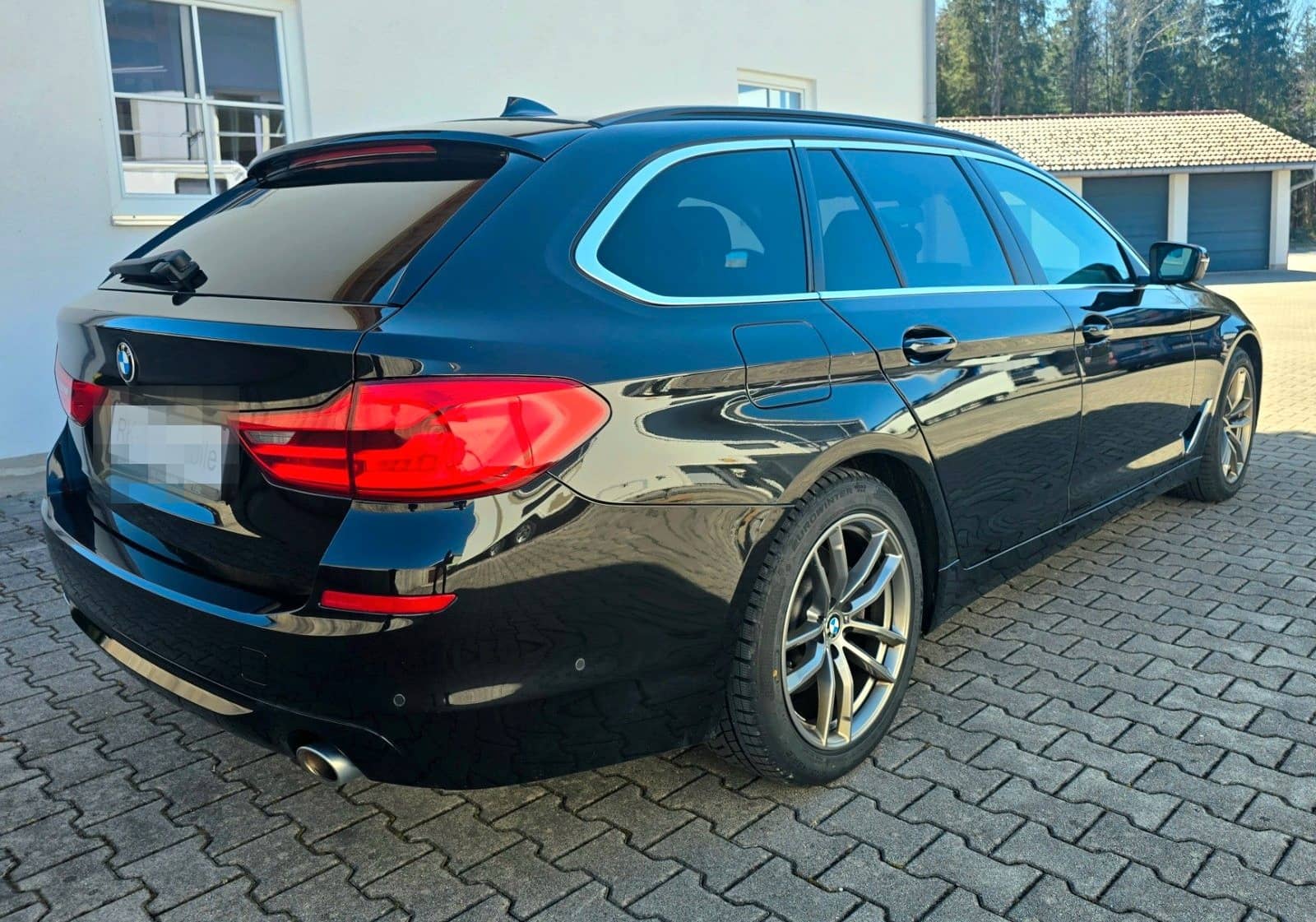 BMW 520 X-drive Touring 520 d xDrive foto 4