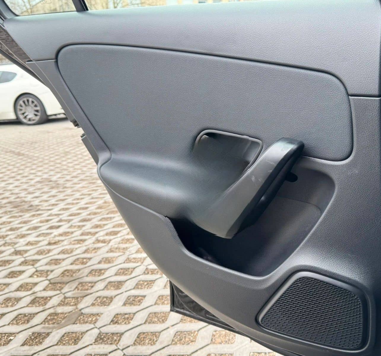 Mercedes-Benz A 250 e foto 21