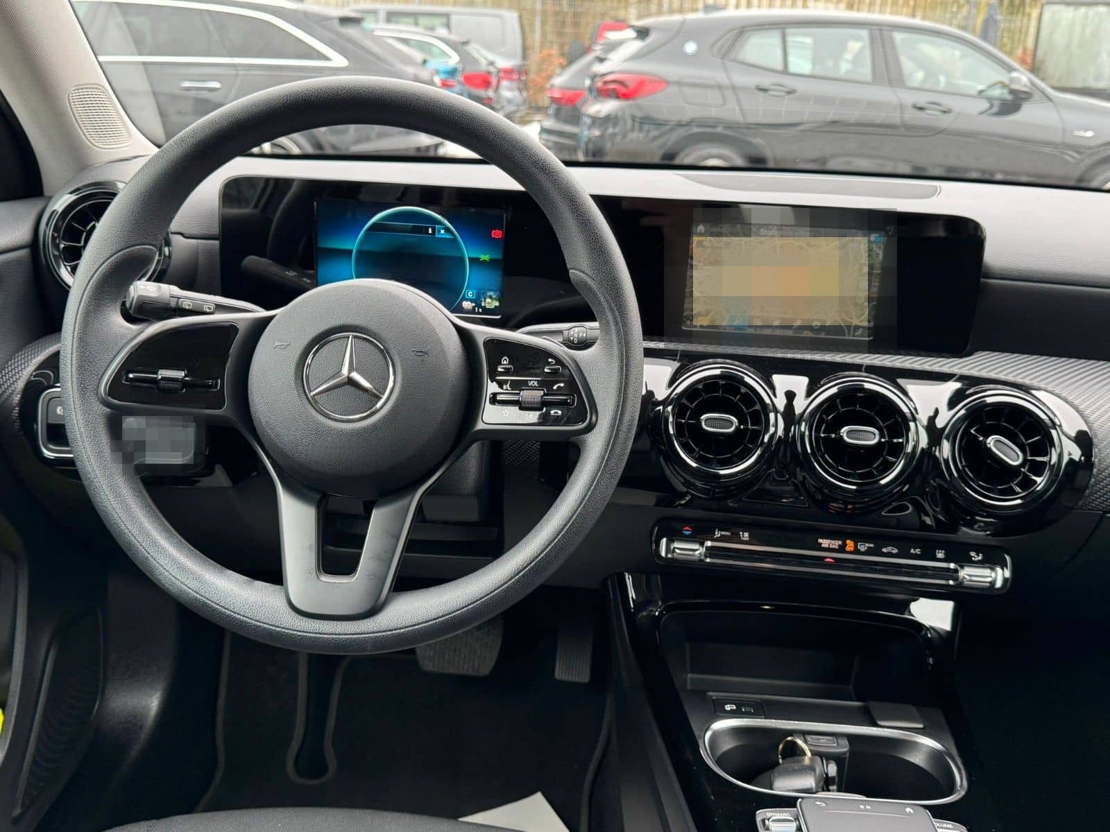 Mercedes-Benz A 250 e foto 9