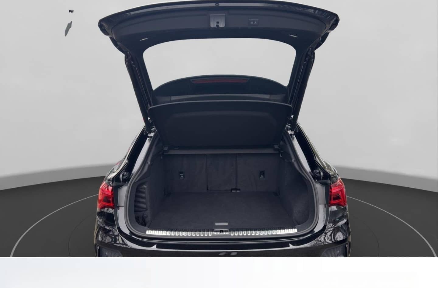 Audi Q3 Sportback 45 TFSI e S line DSG AHK  Navi Soun foto 14