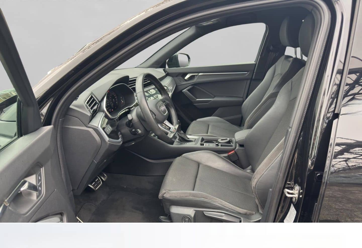 Audi Q3 Sportback 45 TFSI e S line DSG AHK  Navi Soun foto 6