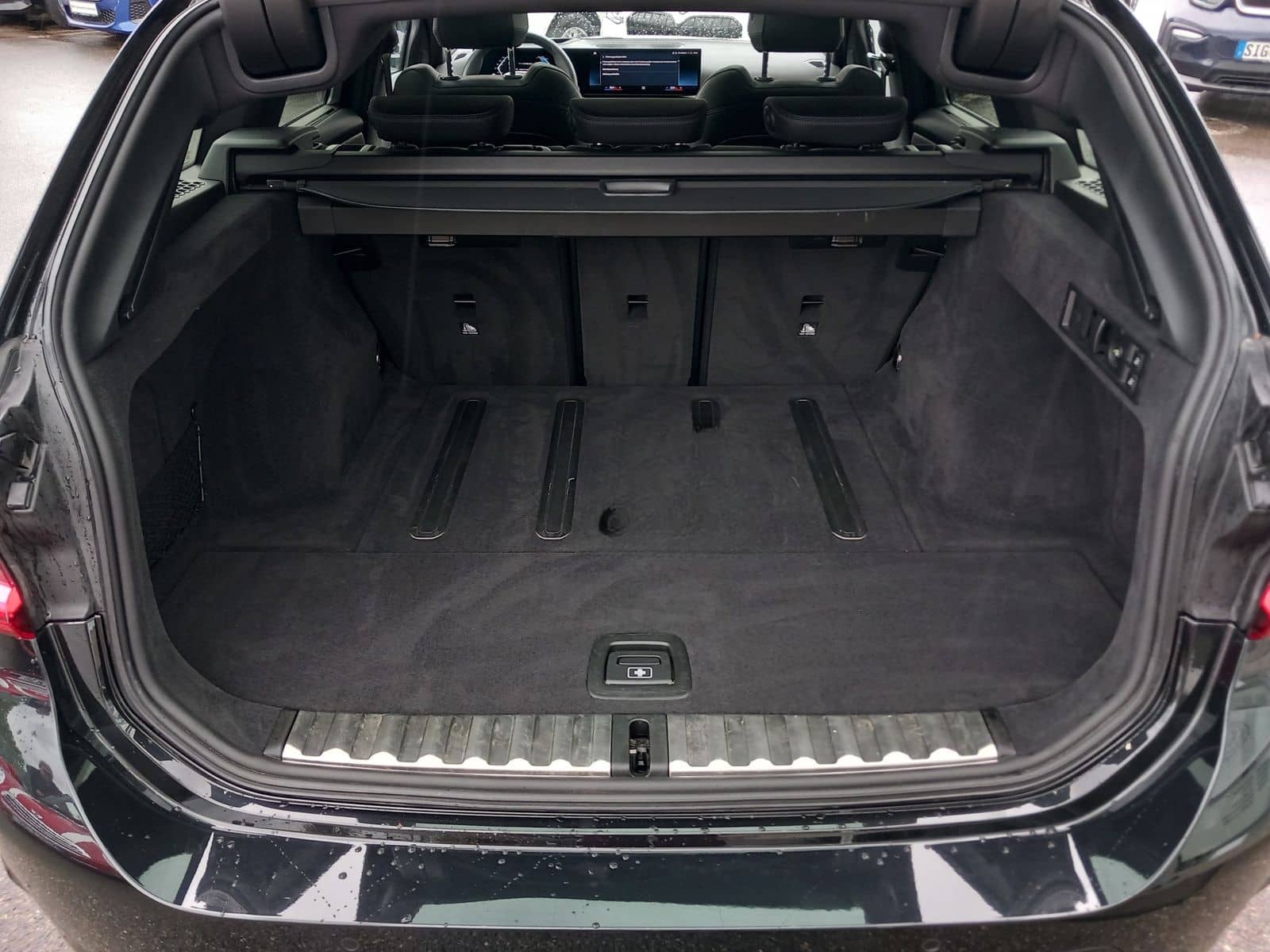 BMW 320d Touring Aut MSport AHK Panorama LED DriveAs foto 15