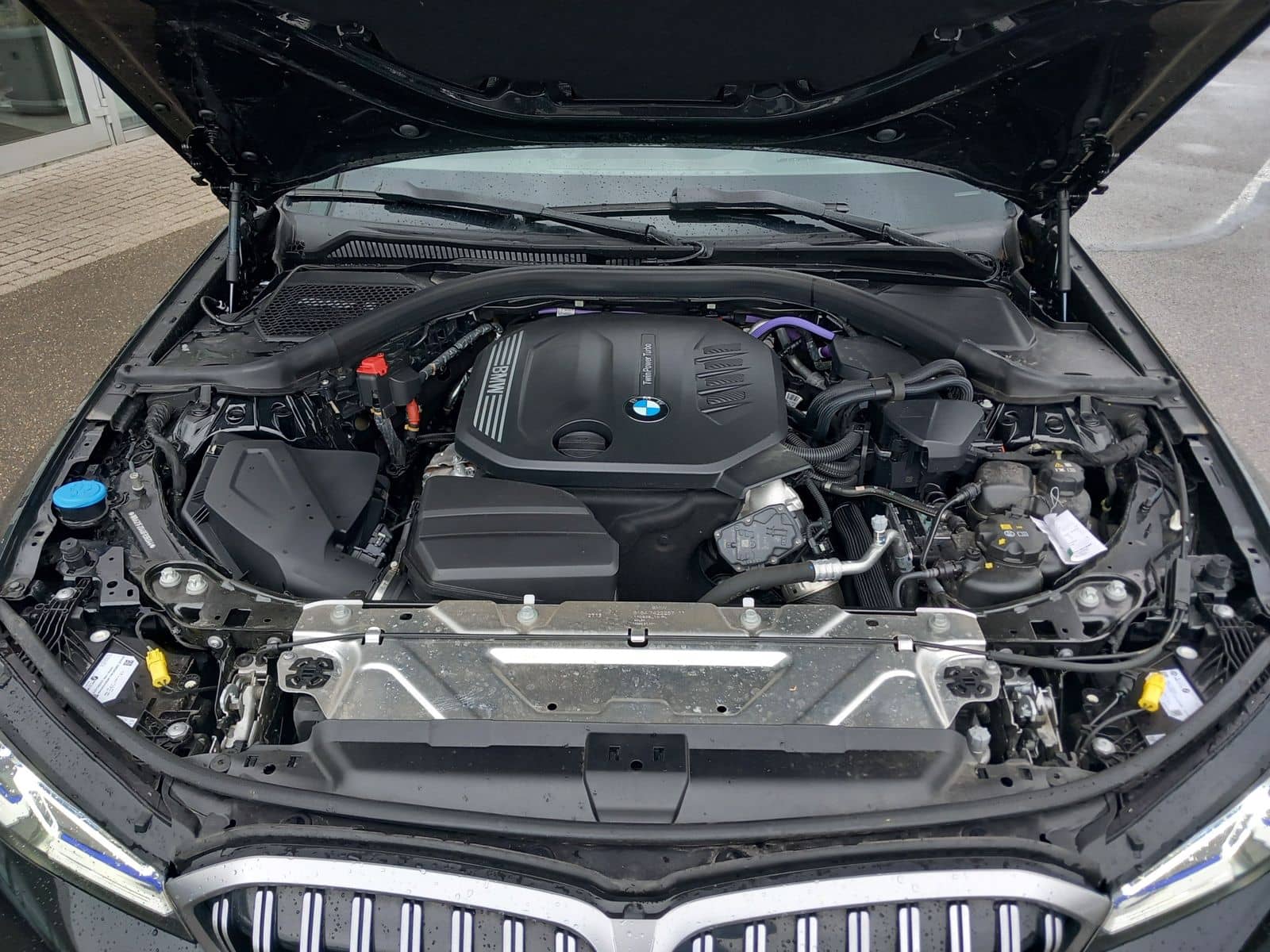 BMW 320d Touring Aut MSport AHK Panorama LED DriveAs foto 16