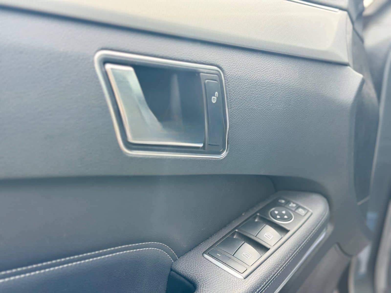 Mercedes-Benz E -Klasse  250 T-Modell*NAVI*ACC*SHZ*LED*360°-K foto 14