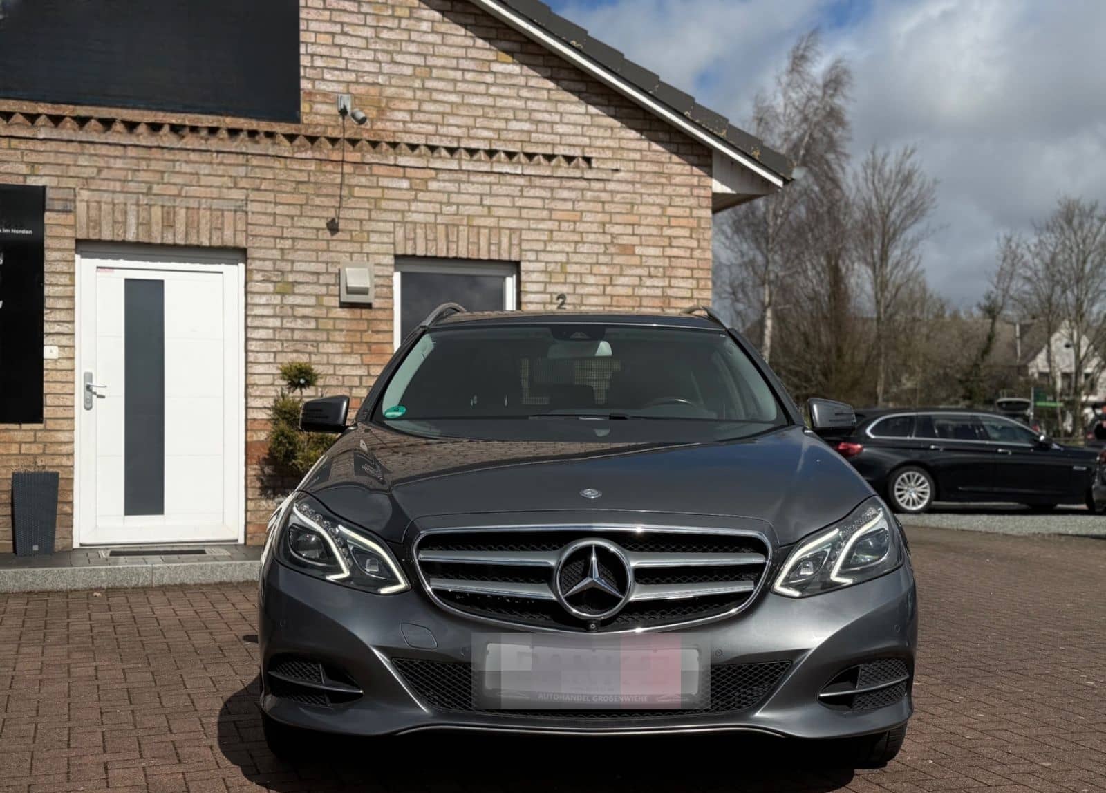 Mercedes-Benz E -Klasse  250 T-Modell*NAVI*ACC*SHZ*LED*360°-K foto 3