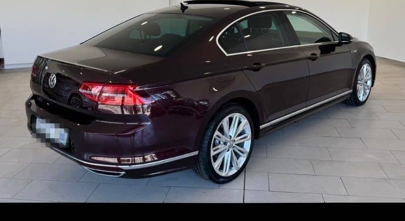 Volkswagen Passat 2.0 TDI R-Line 4Motion/AHK/STANDHZG/ACC/ foto 3