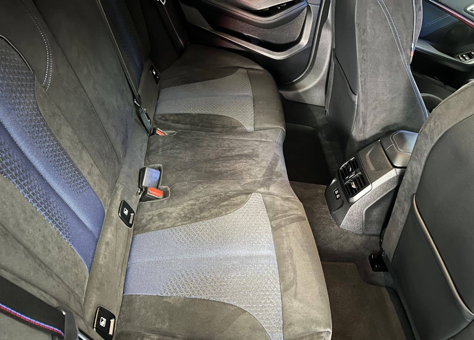 BMW 118 i  M-Sport  F40     (AMAN®) foto 16