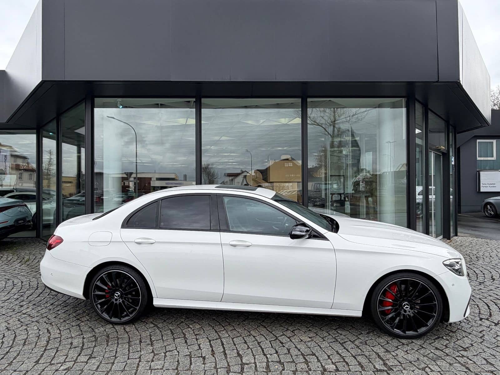 Mercedes-Benz E 220d AMG, LED, Kamera, Night, Totwinkel, GLSD, foto 2