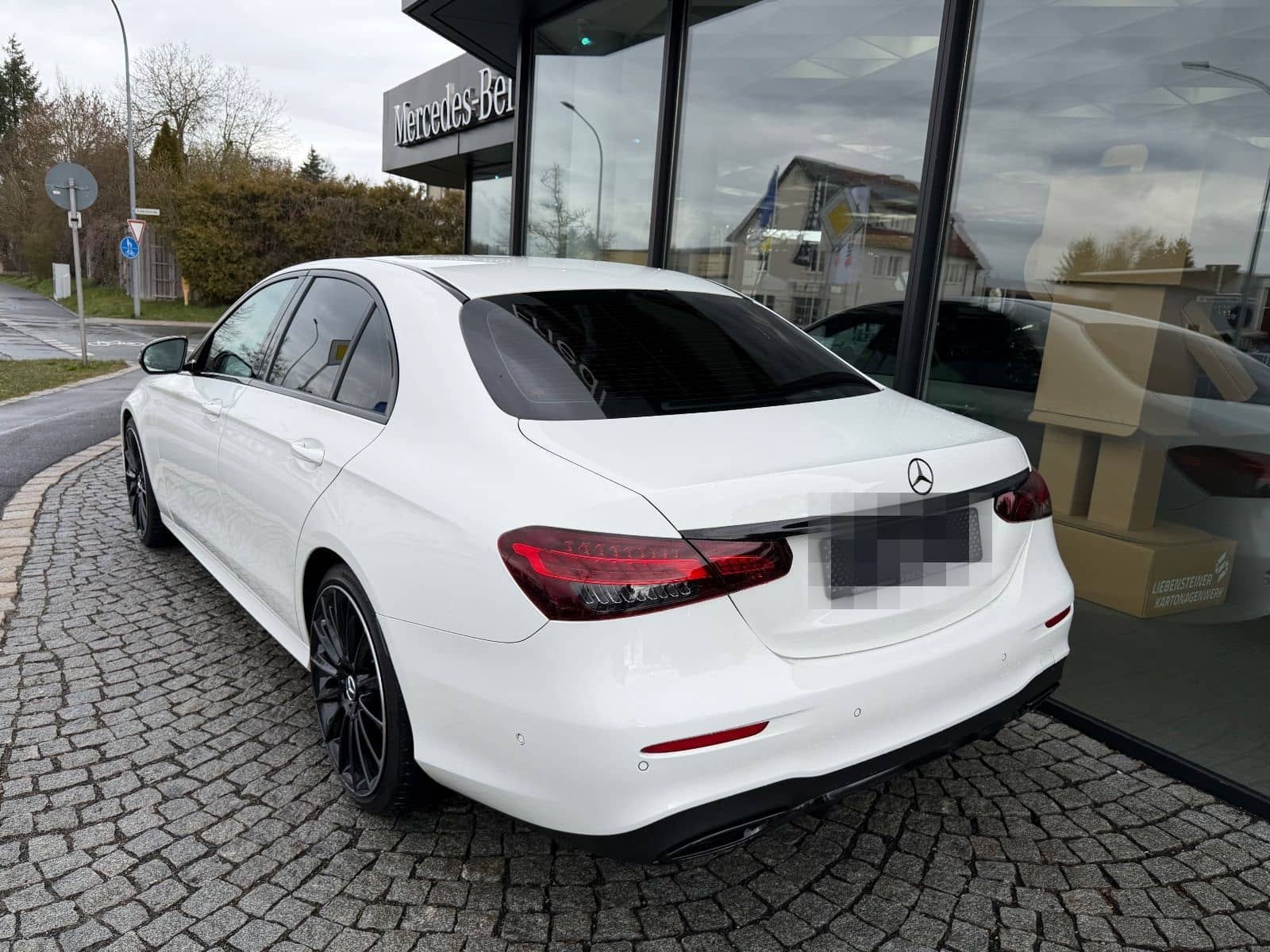 Mercedes-Benz E 220d AMG, LED, Kamera, Night, Totwinkel, GLSD, foto 4