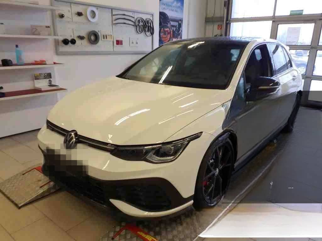 Volkswagen Golf VIII 2.0 TSI GTI Clubsport MATRIX-LED PANO foto 1