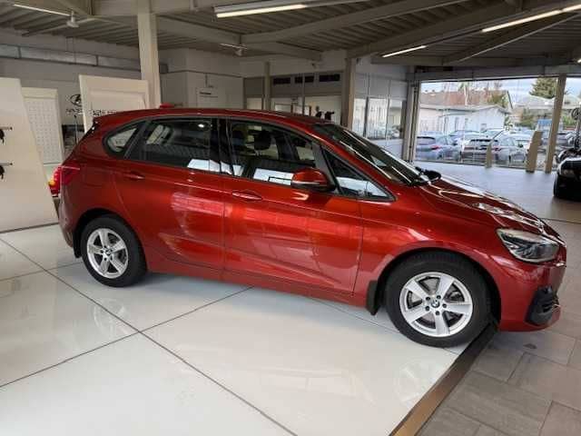 BMW 220i Active Tourer Aut. Advantage Advantage*Navi foto 4
