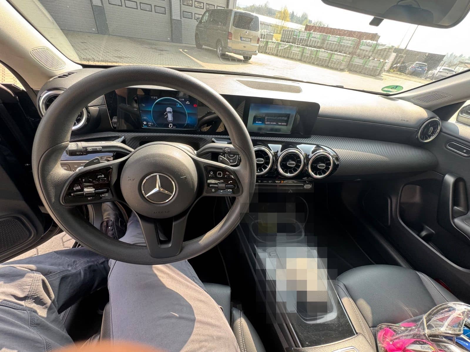 Mercedes-Benz CLA 180 Shooting Brake Motor 1,332 cm  Coc Leder foto 7