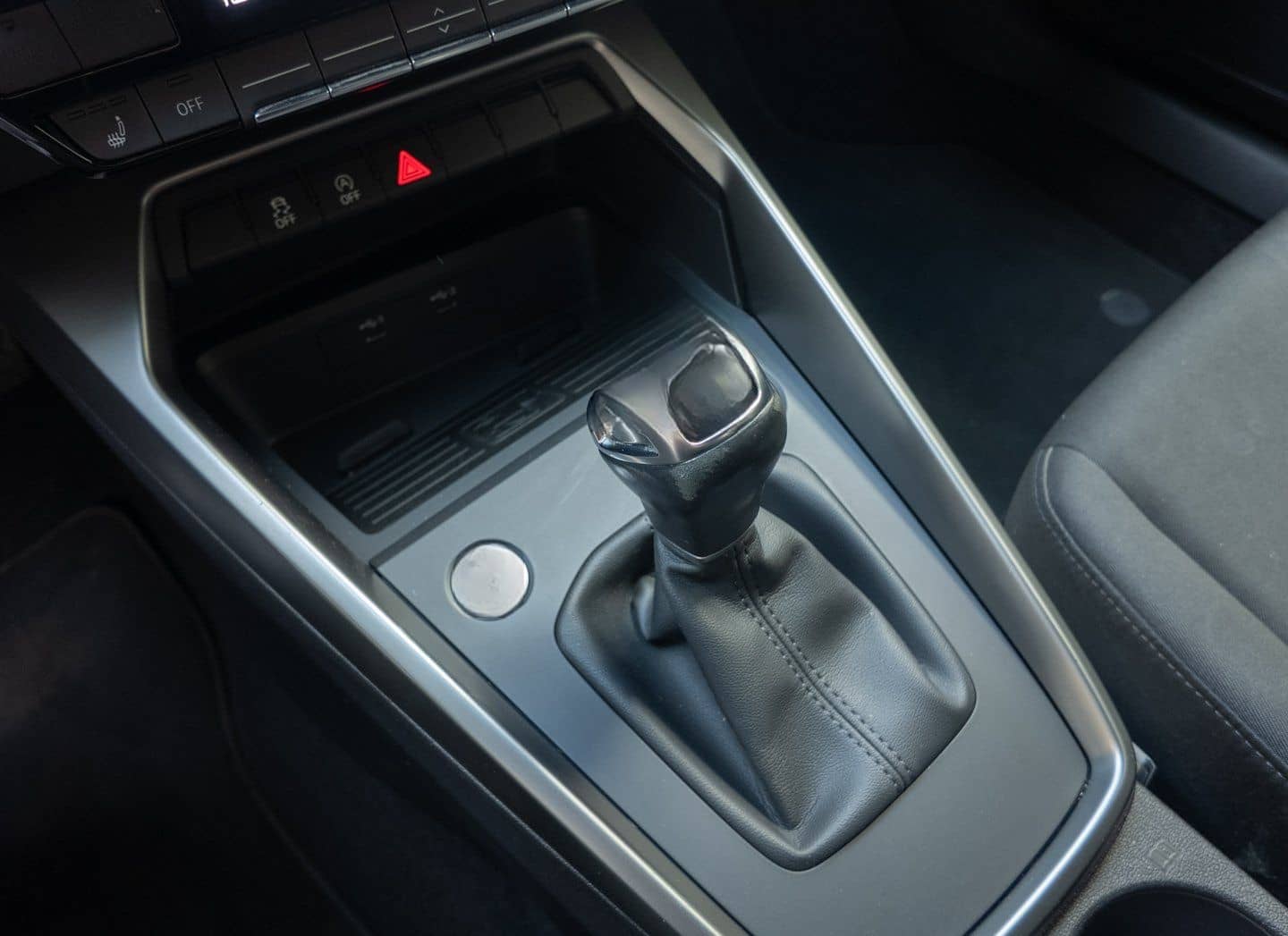 Audi A3 35 TFSI Sportback,advanced,LED,AHK,MMI,18Zoll foto 18