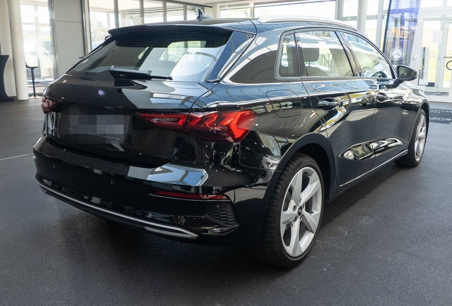 Audi A3 35 TFSI Sportback,advanced,LED,AHK,MMI,18Zoll foto 6