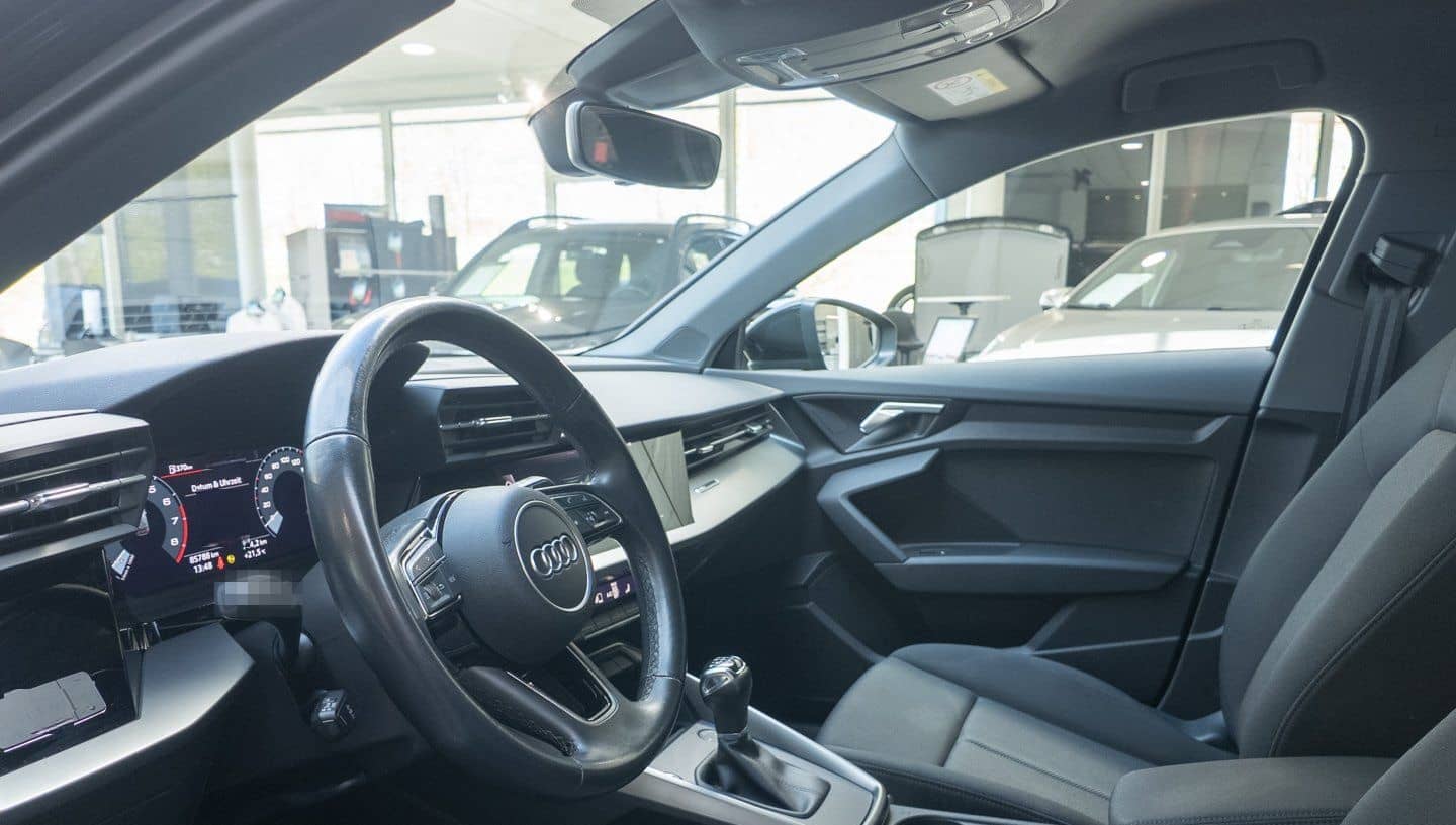 Audi A3 35 TFSI Sportback,advanced,LED,AHK,MMI,18Zoll foto 9