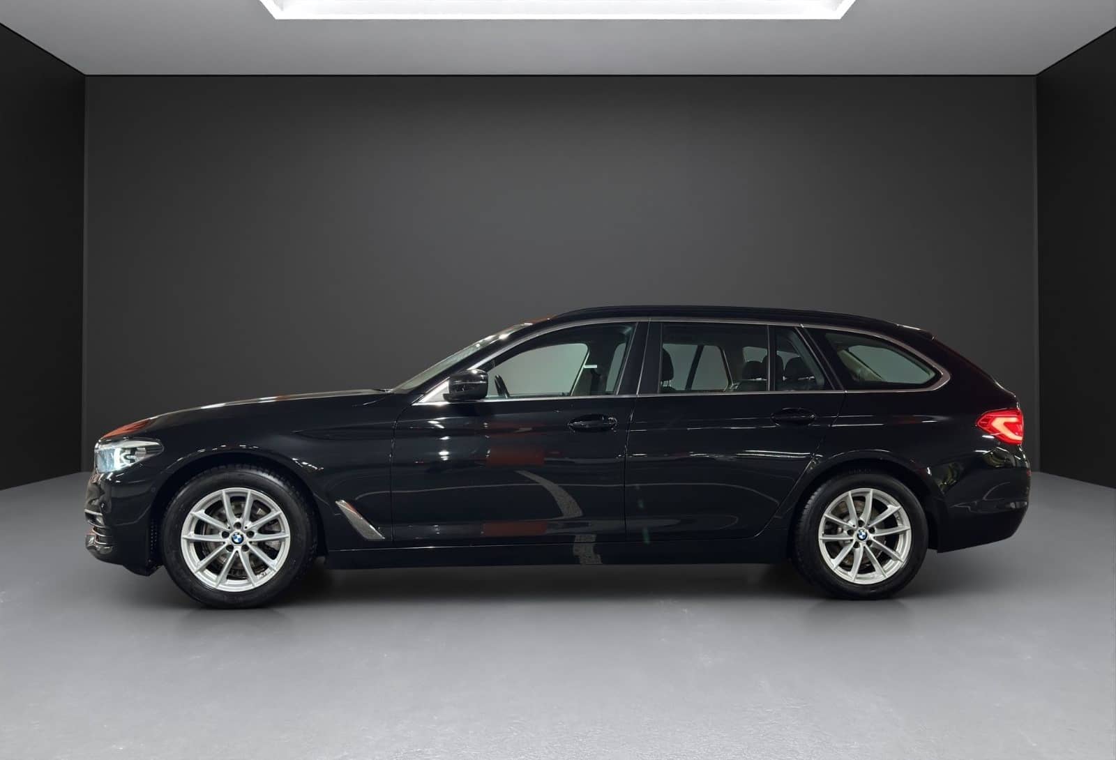 BMW 520i Touring*1.HAND*BUSINESS*GARANTIE*CHECKHEFT* foto 2