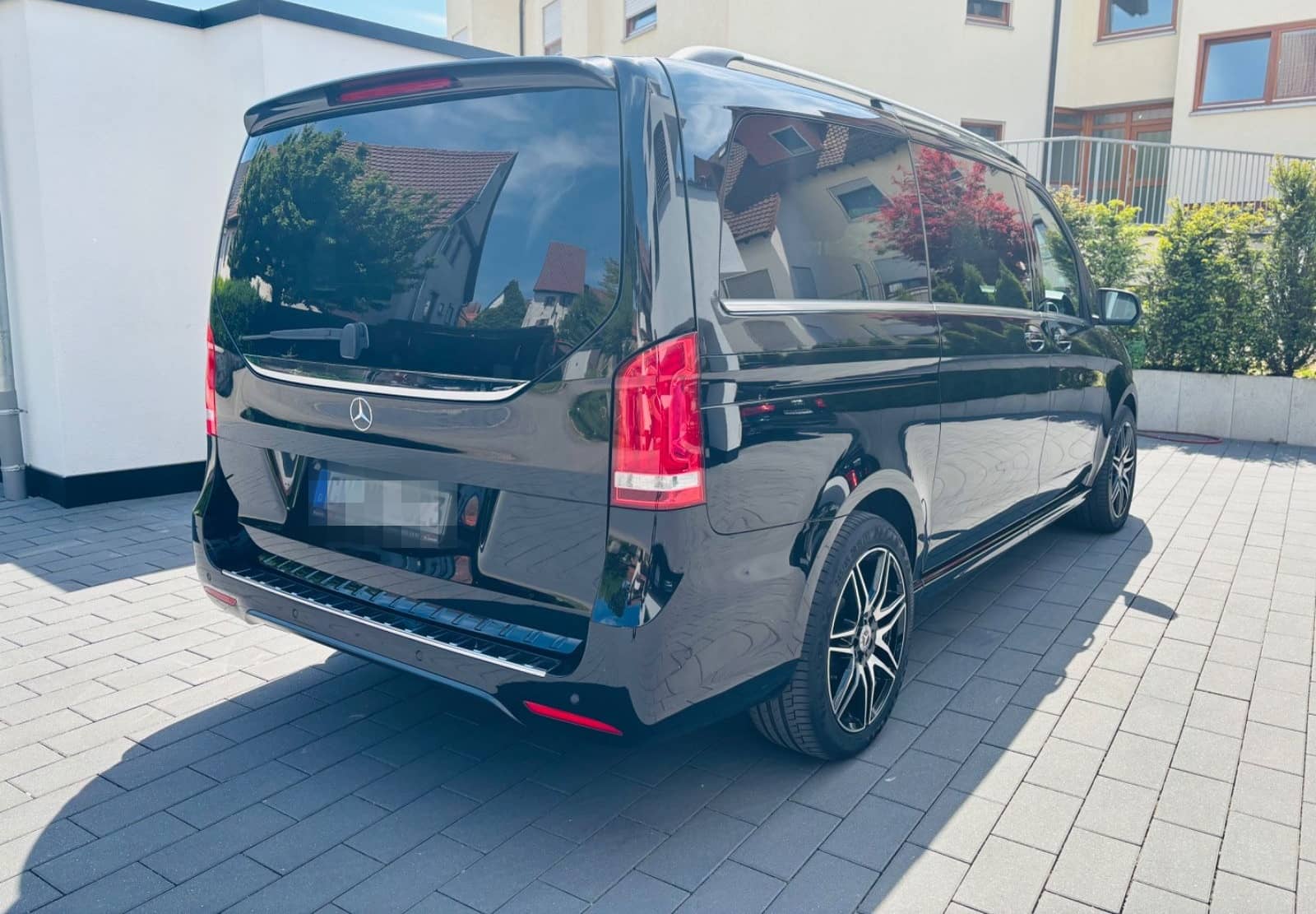 Mercedes-Benz V 250 Avantgarde AMG | LED | 7-Sitze | Navi | Au foto 9