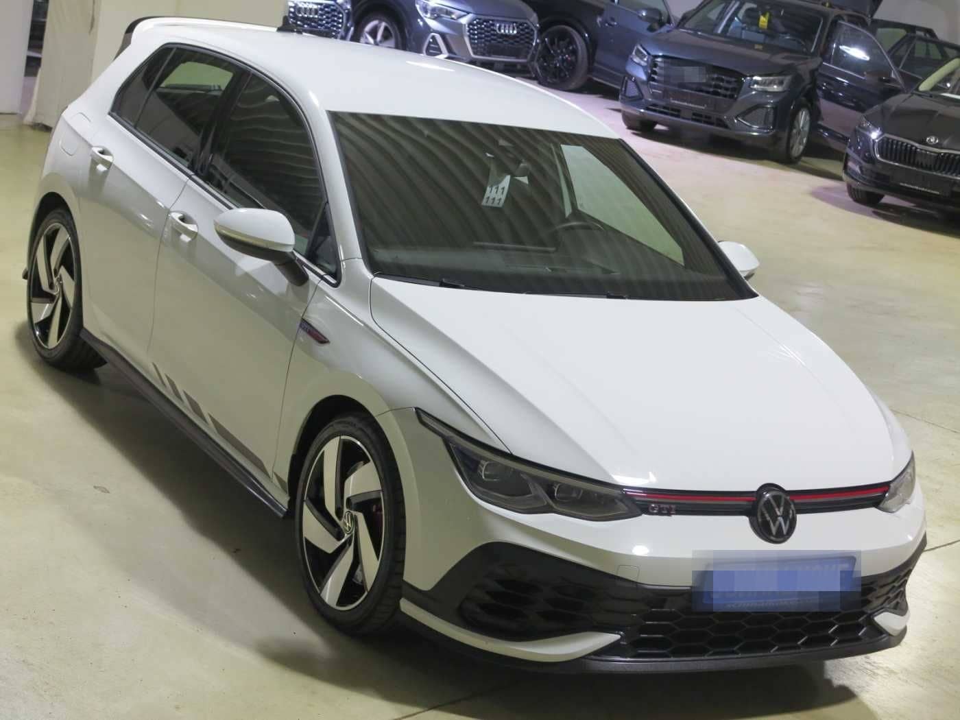 Volkswagen Golf VIII GTI 2.0 TSI OPF DSG7 Clubsport LM18 foto 9