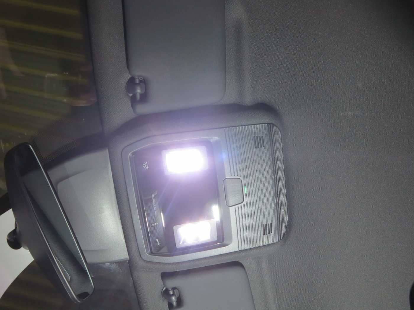 Volkswagen Golf VIII GTI 2.0 TSI OPF DSG7 Clubsport DAB RFK foto 17