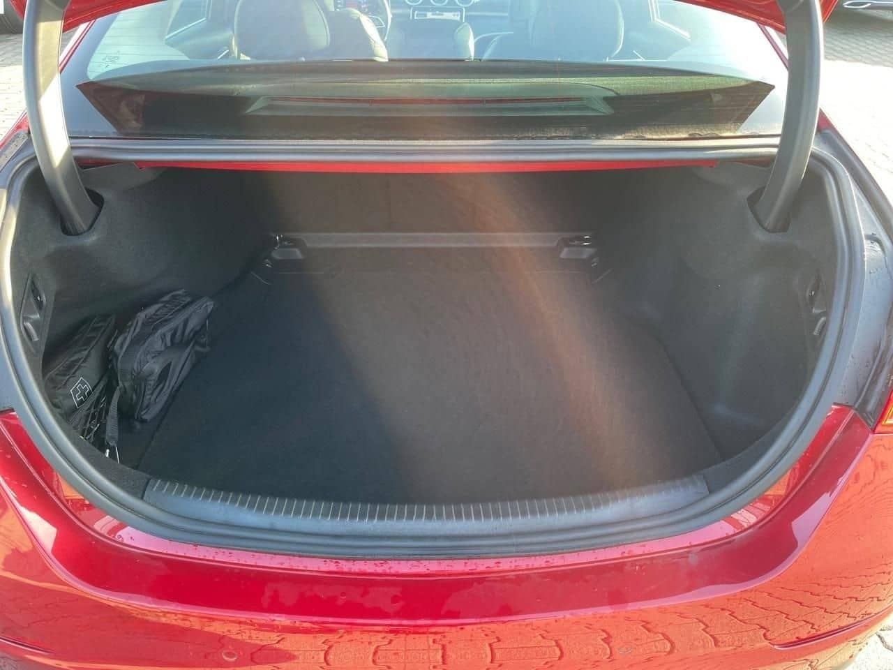 Mercedes-Benz C 180 AVANTGARDE-ADVANCED+LENKRADHZG+AHK+LED foto 16