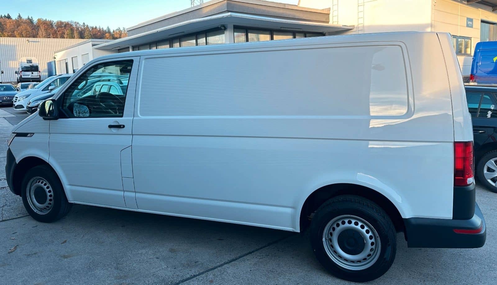 Volkswagen T6 Transporter Kasten Lang*NAVI*KLIMA* foto 3