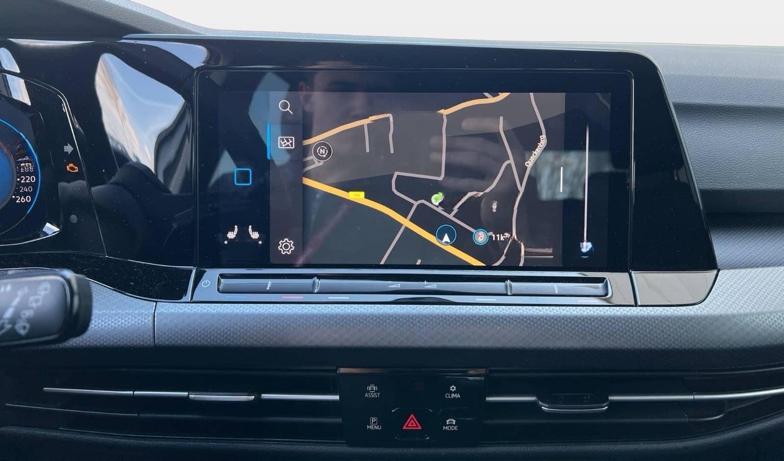 Volkswagen Golf VIII Lim. 1.5 TSI ACTIVE STHZ LED+ HuD RFK foto 14