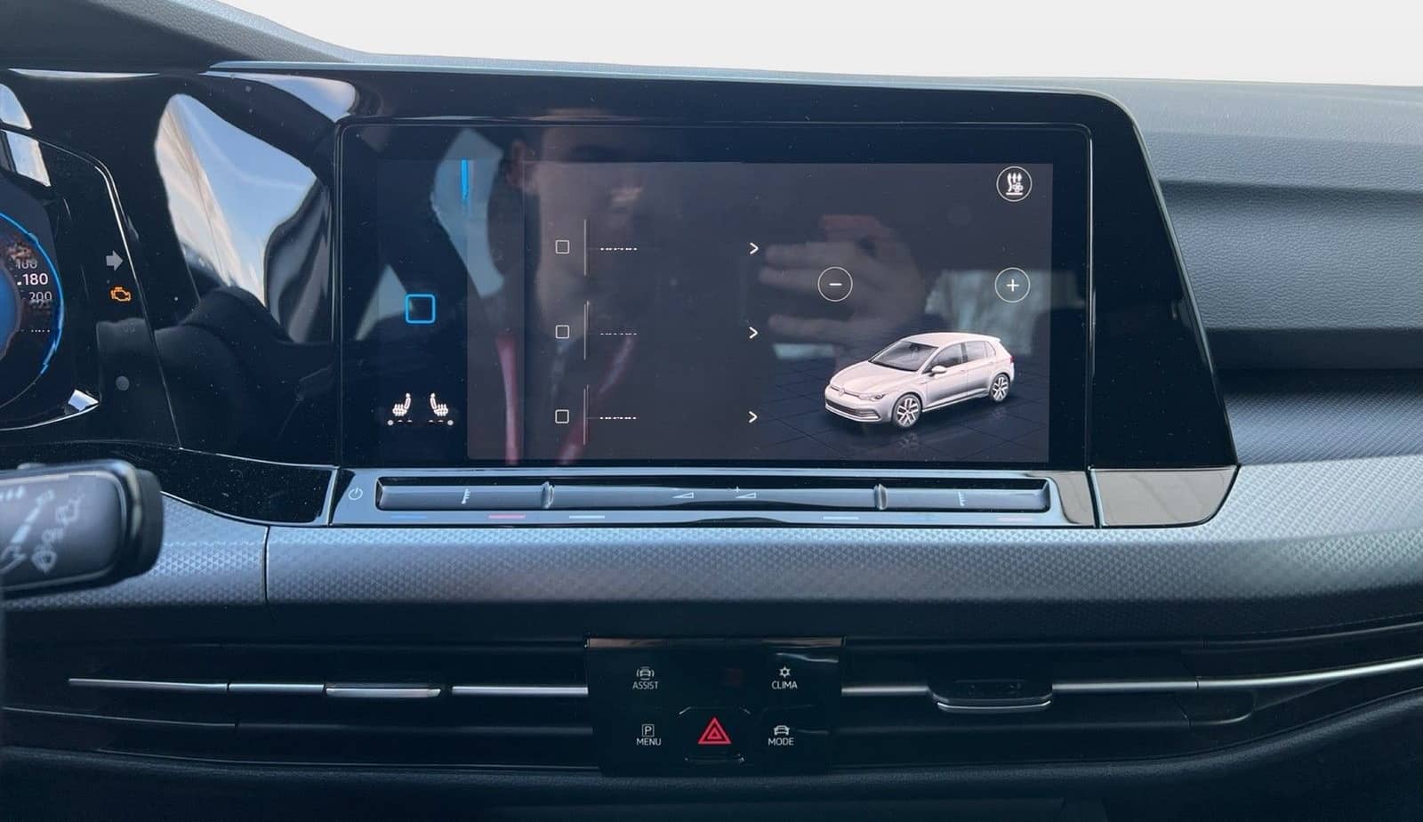 Volkswagen Golf VIII Lim. 1.5 TSI ACTIVE STHZ LED+ HuD RFK foto 17