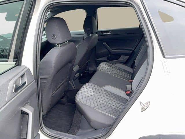 Volkswagen Taigo 1.5 TSI DSG R-Line NAVI+LED+PDC+SITZHZG foto 11