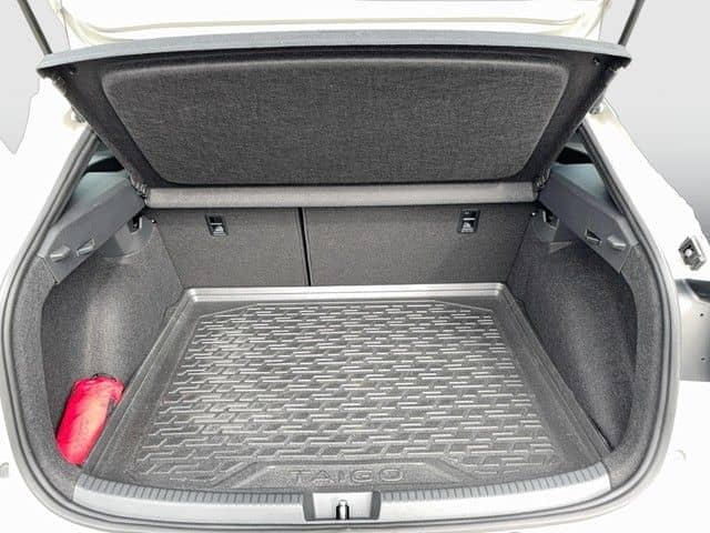 Volkswagen Taigo 1.5 TSI DSG R-Line NAVI+LED+PDC+SITZHZG foto 12