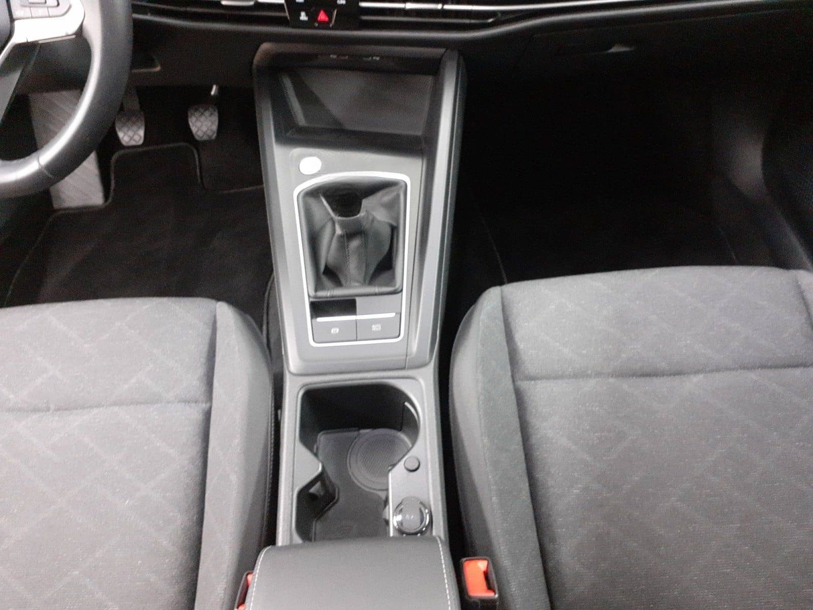 Volkswagen Golf VIII 1.5TSI Life *Navi*LED*Sitzhzg*ACC* foto 11