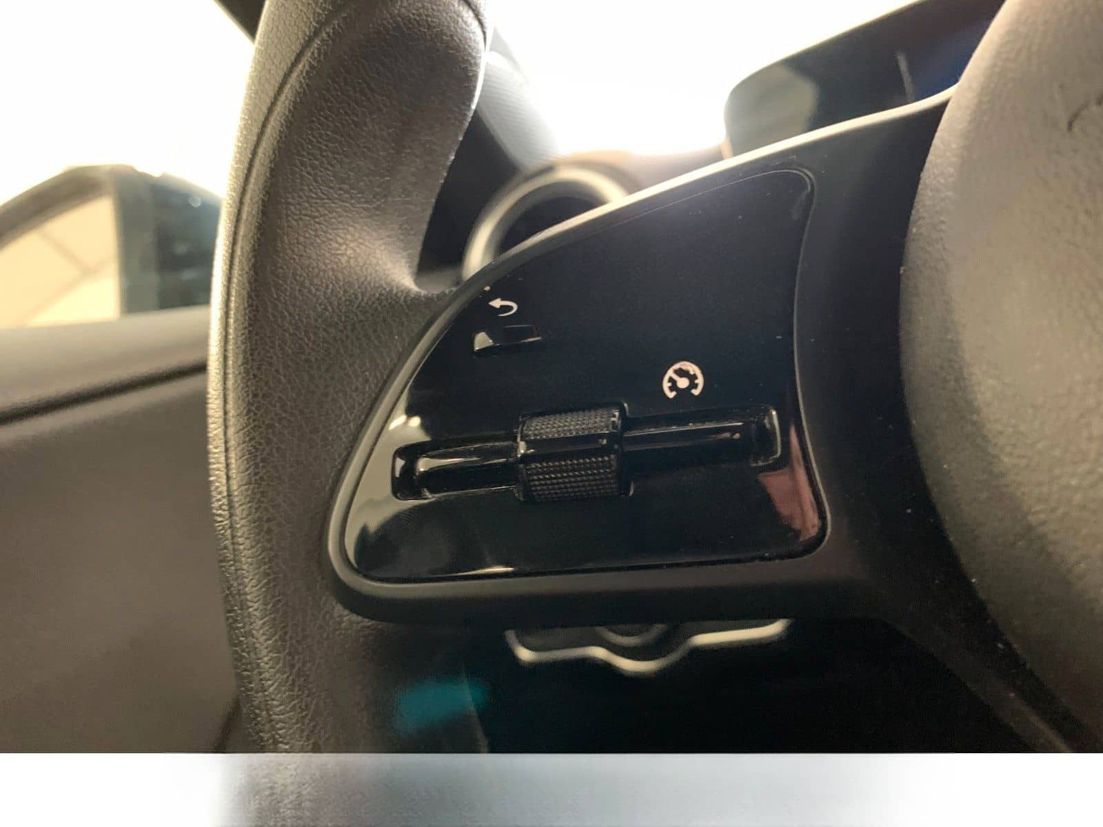 Mercedes-Benz A 250 e Kam Stufenheck Limousine Teilleder Navi foto 10