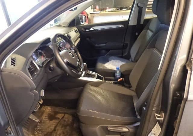 Volkswagen T-Roc 1.5TSI DSG Active STHZG NAVI PDC SHZ foto 4