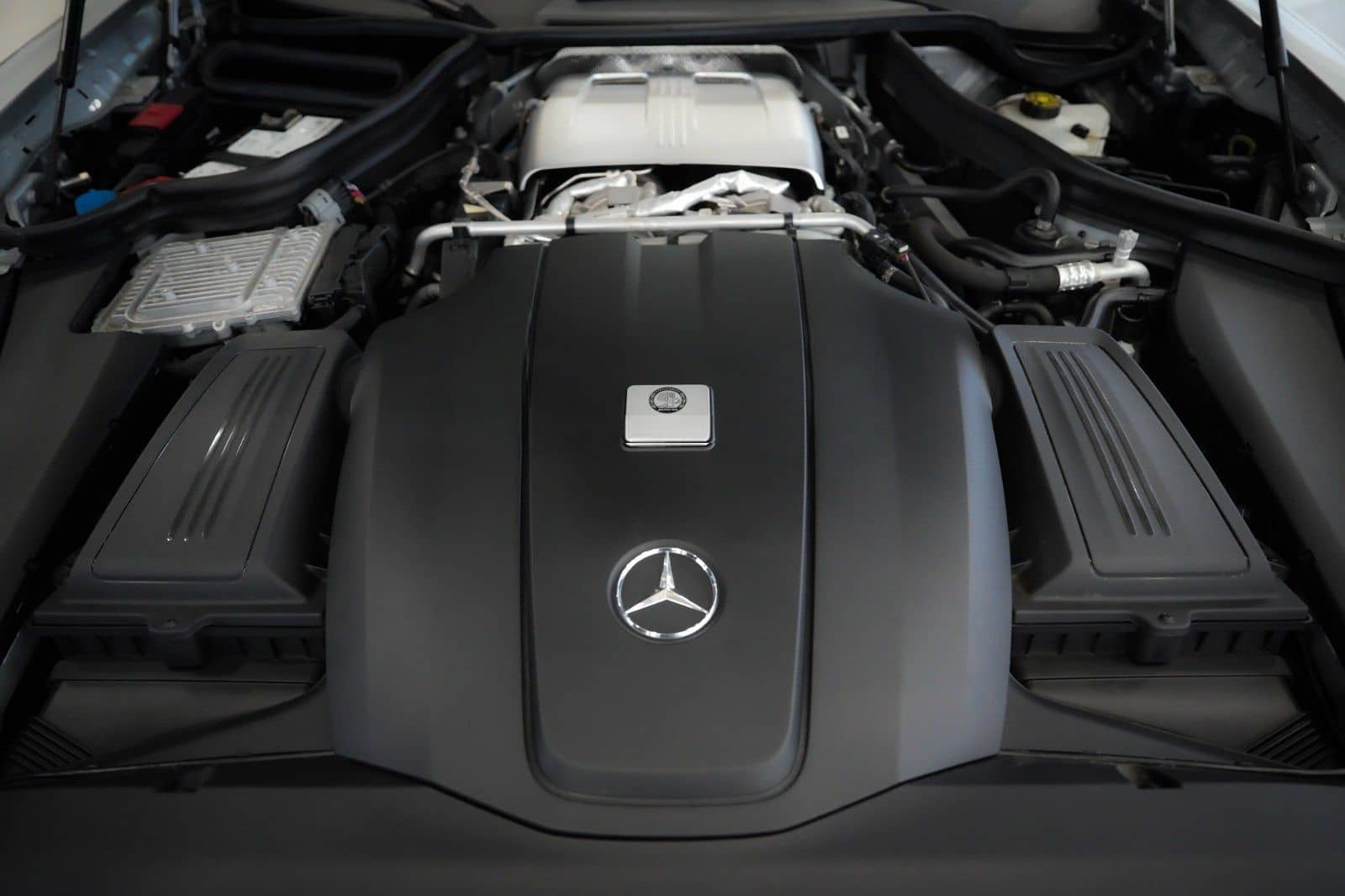 Mercedes-Benz AMG GT Road. *AMG-PERF-SITZE*NIGHT*SPORTABGAS* foto 24