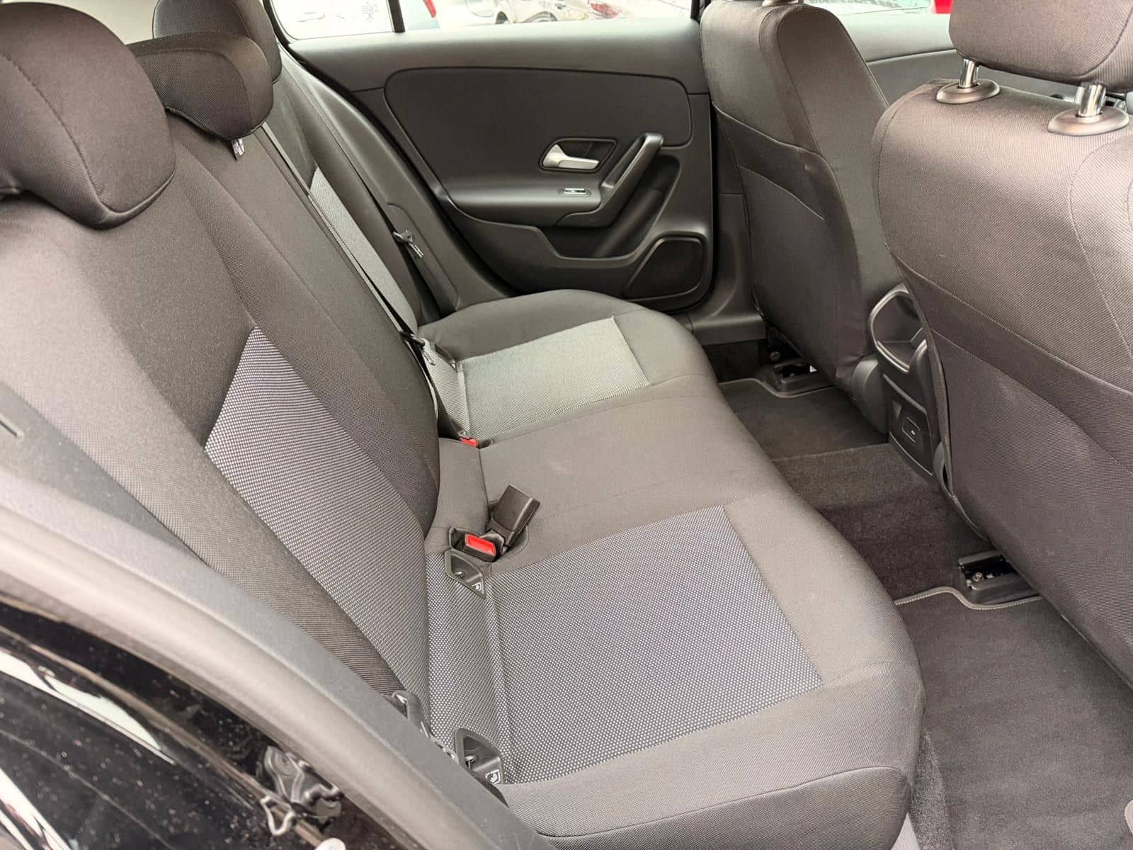 Mercedes-Benz A 250e 1.3L Hybrid SHZ NAV CARPLAY foto 12