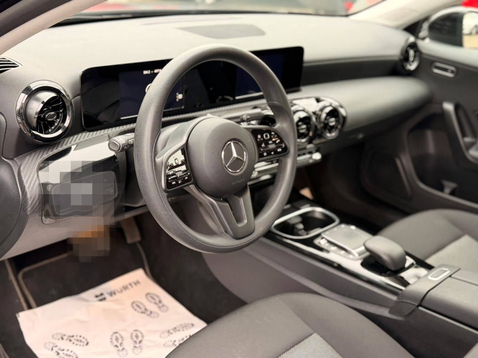 Mercedes-Benz A 250e 1.3L Hybrid SHZ NAV CARPLAY foto 15