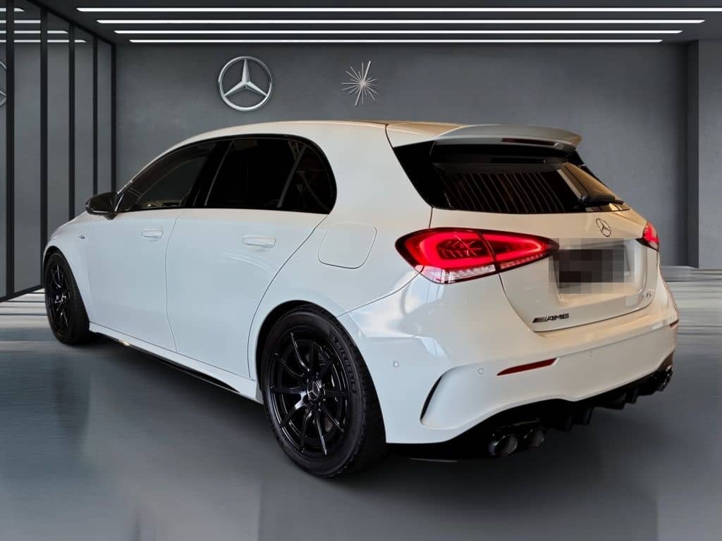 Mercedes-Benz AMG A 45 4M+ AMG+MBUX+Memory+Night+Ambiente+PANO foto 12