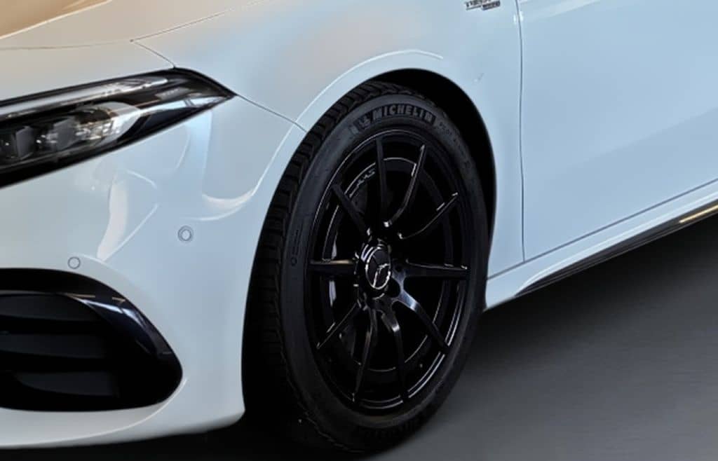 Mercedes-Benz AMG A 45 4M+ AMG+MBUX+Memory+Night+Ambiente+PANO foto 5