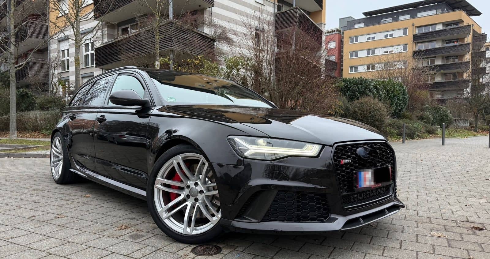 Audi RS6 Avant 4.0 TFSI Quattro/Audi Exclusive/Carbon foto 1