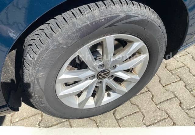 Volkswagen Passat Variant 1,5 TSi DSG AHK PDC LED SHZ foto 22