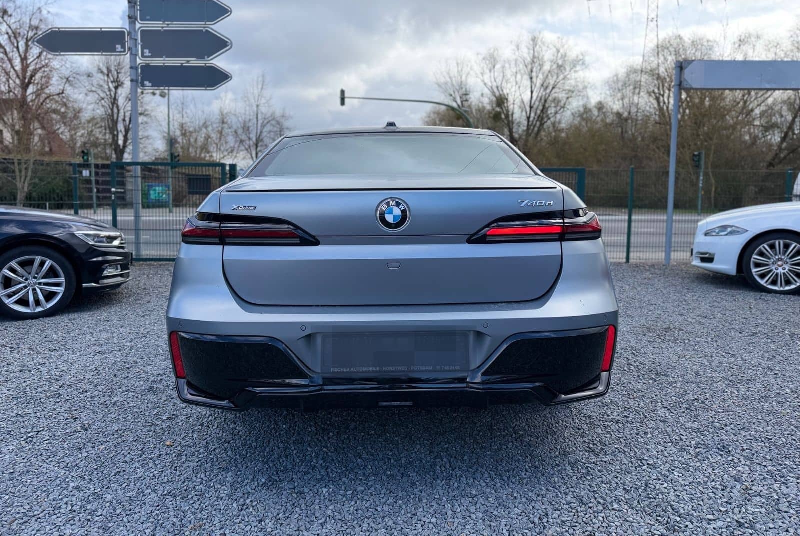 BMW 740 d xDrive M Sport+LED+PANO+LEDER+B&W+STAND foto 6