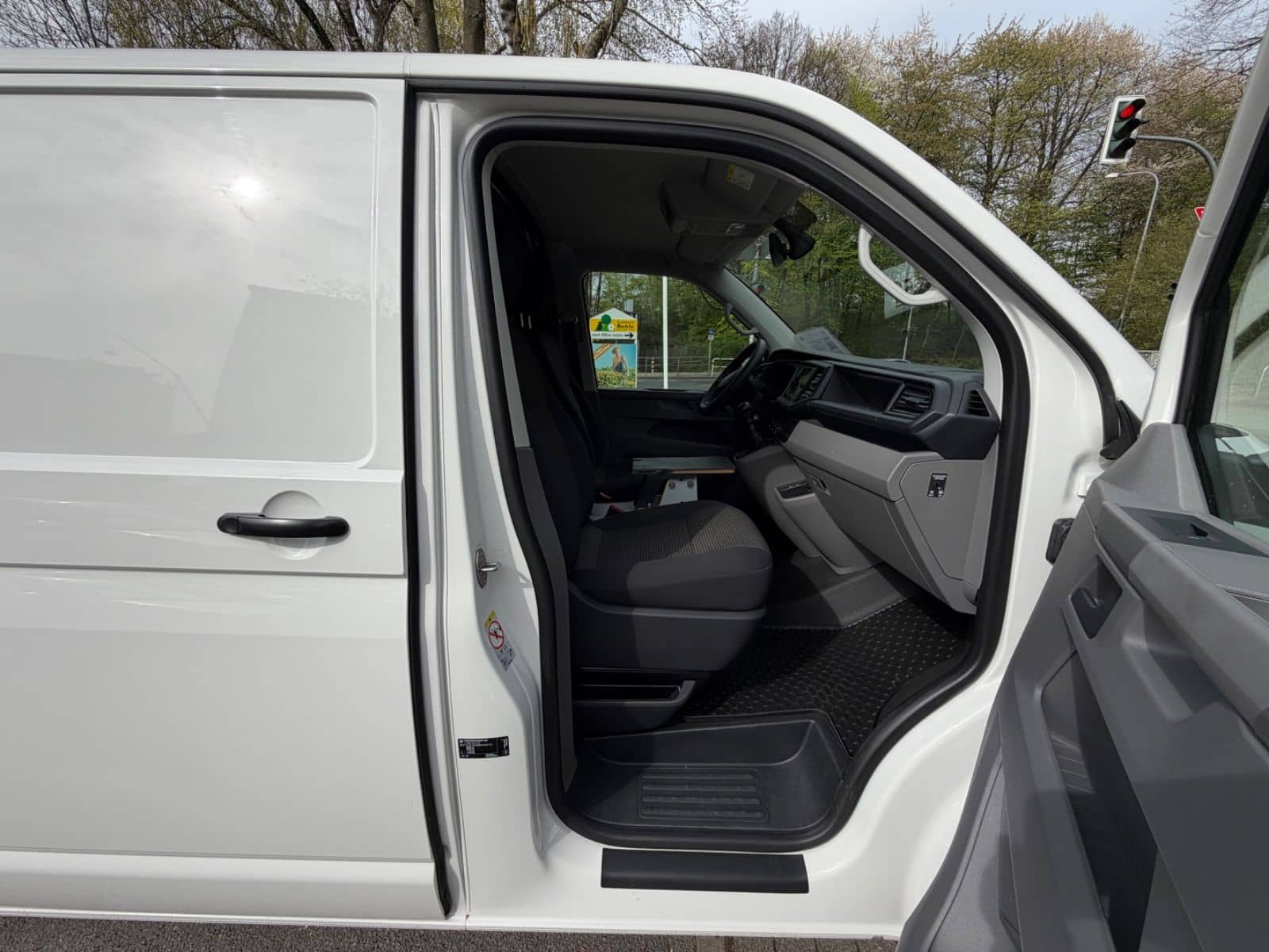 Volkswagen T6.1 Transporter Kasten L2 *BOTT REGALE*KAMERA* foto 18