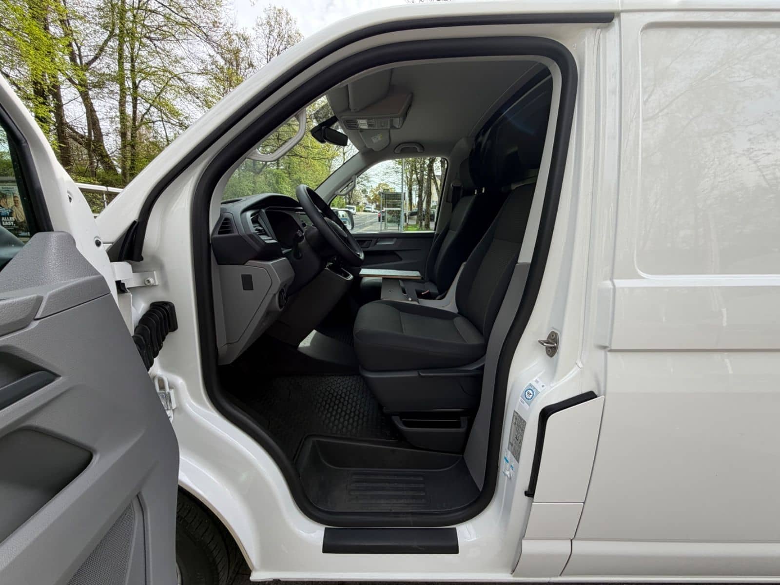 Volkswagen T6.1 Transporter Kasten L2 *BOTT REGALE*KAMERA* foto 21