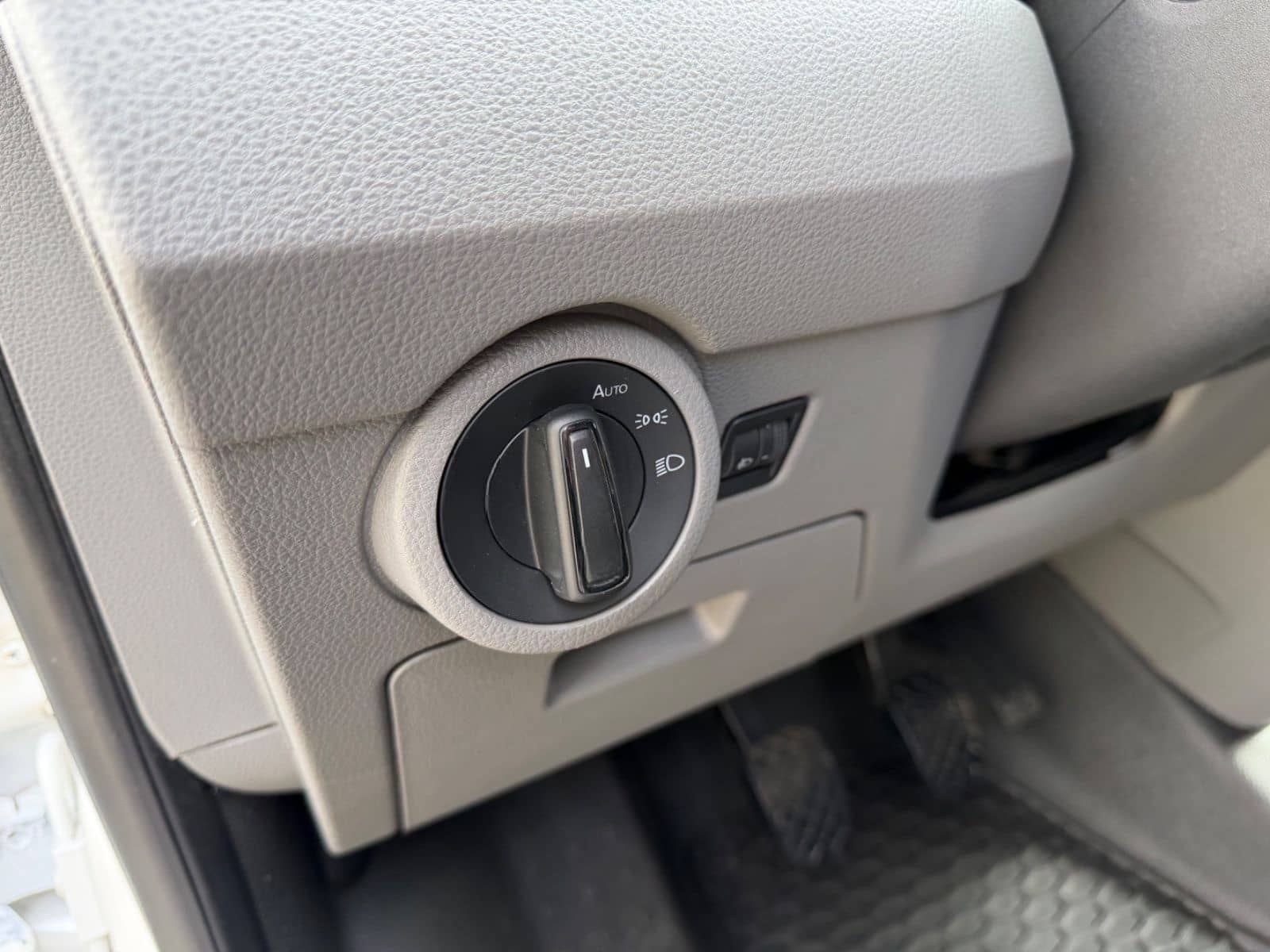 Volkswagen T6.1 Transporter Kasten L2 *BOTT REGALE*KAMERA* foto 25