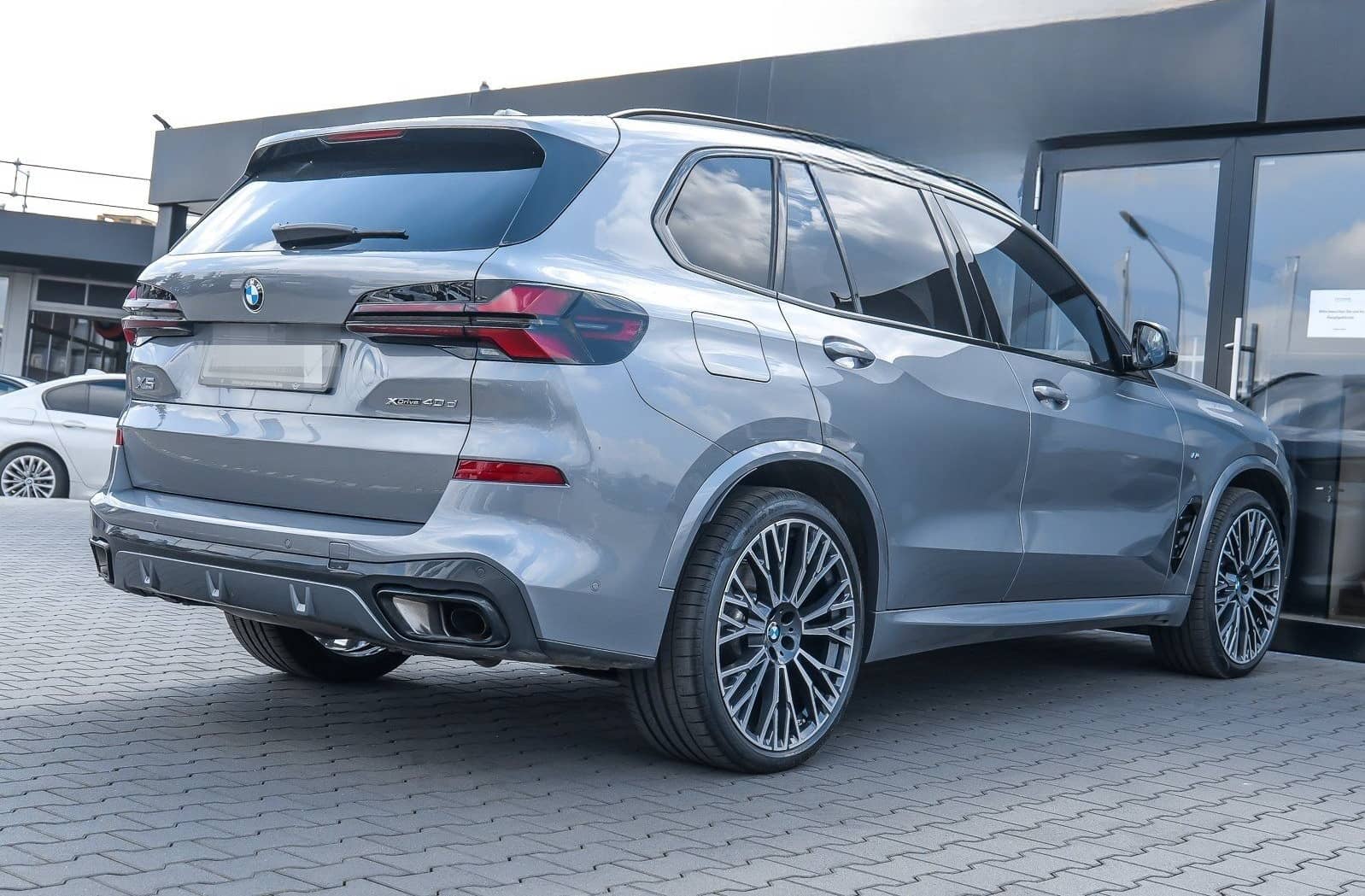 BMW X5 xDrive40d M Sport HUD PANO ACC AHK 360°KAM foto 2