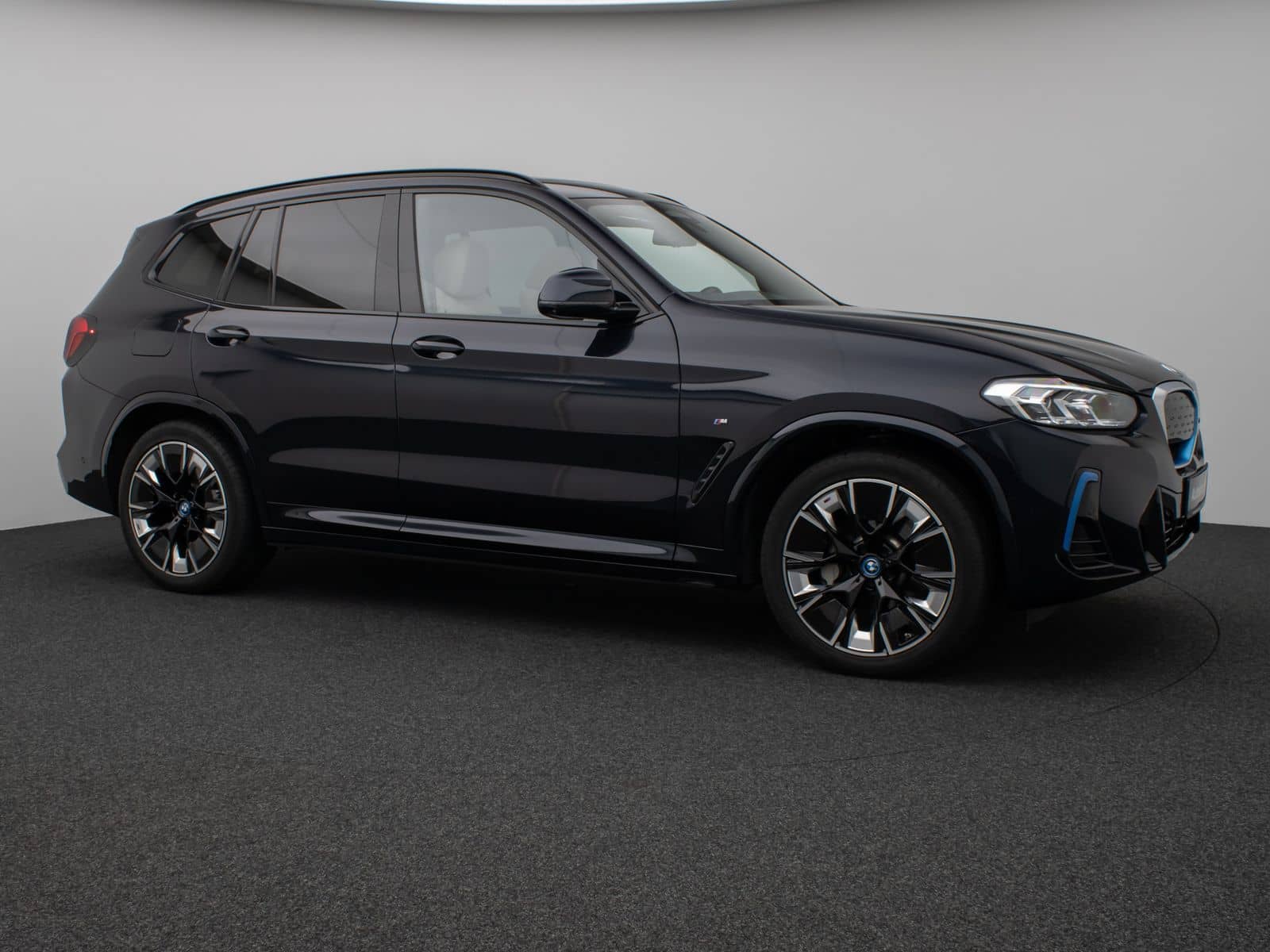 BMW iX3 Impressive M Sport Panorama 360°HUD DAB H/K foto 4